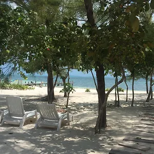 https://sea-by-c.quintano-roohotels.com
